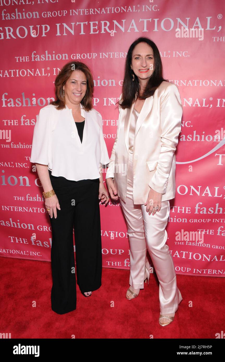 New York, United States. 10th May, 2022. Abby Wallach and Caroline Fabrigas attend the Fashion Group International Rising Star Awards held at the Lighthouse in New York City. (Photo by Efren Landaos/SOPA Images/Sipa USA) Credit: Sipa USA/Alamy Live News Stock Photo