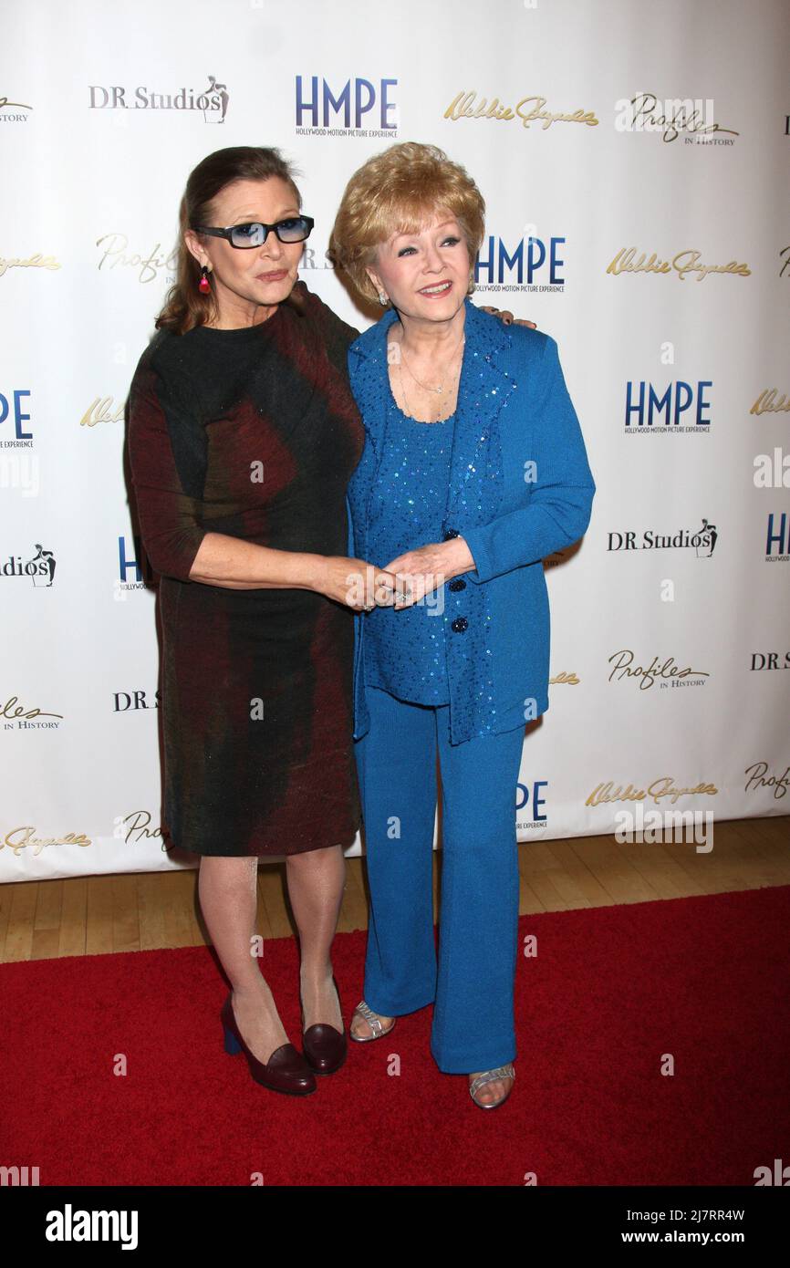 LOS ANGELES MAY 14 Carrie Fisher, Debbie Reynolds at the "Debbie