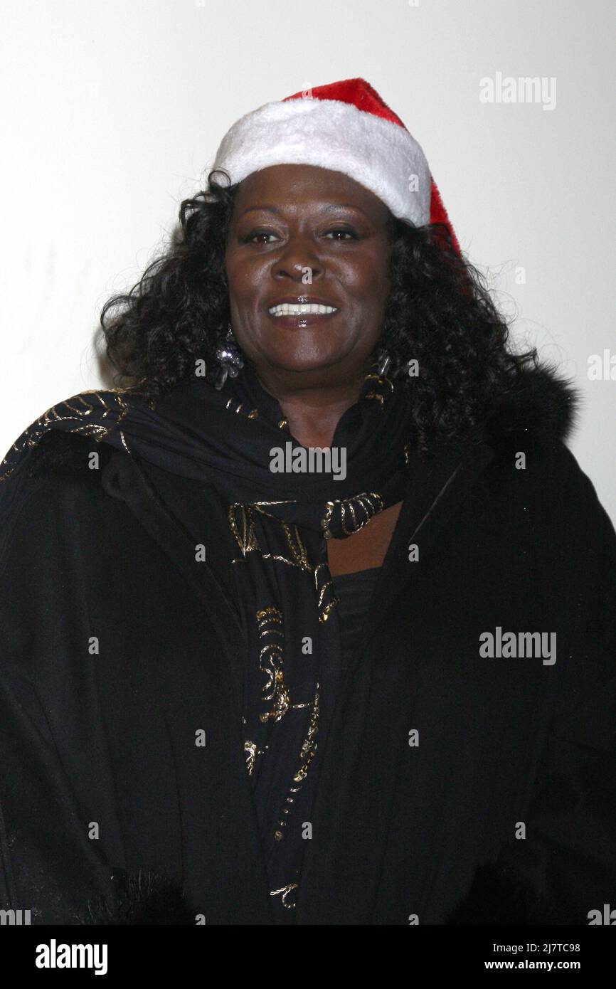 LOS ANGELES NOV 30 Aloma Wright at the 2014 Hollywood Christmas
