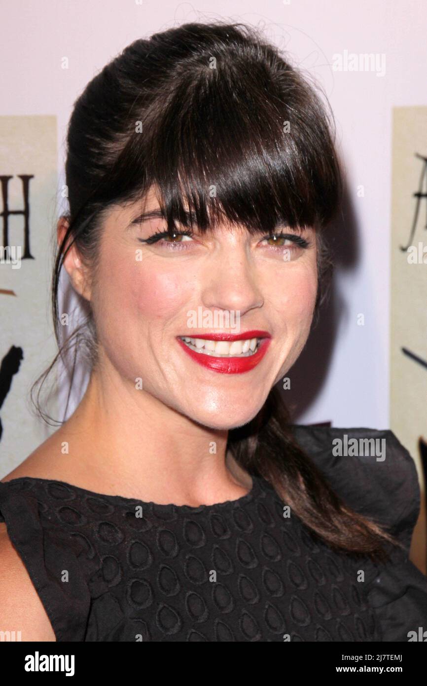 LOS ANGELES OCT 6 Selma Blair at the "As You Wish" Book Launch Party