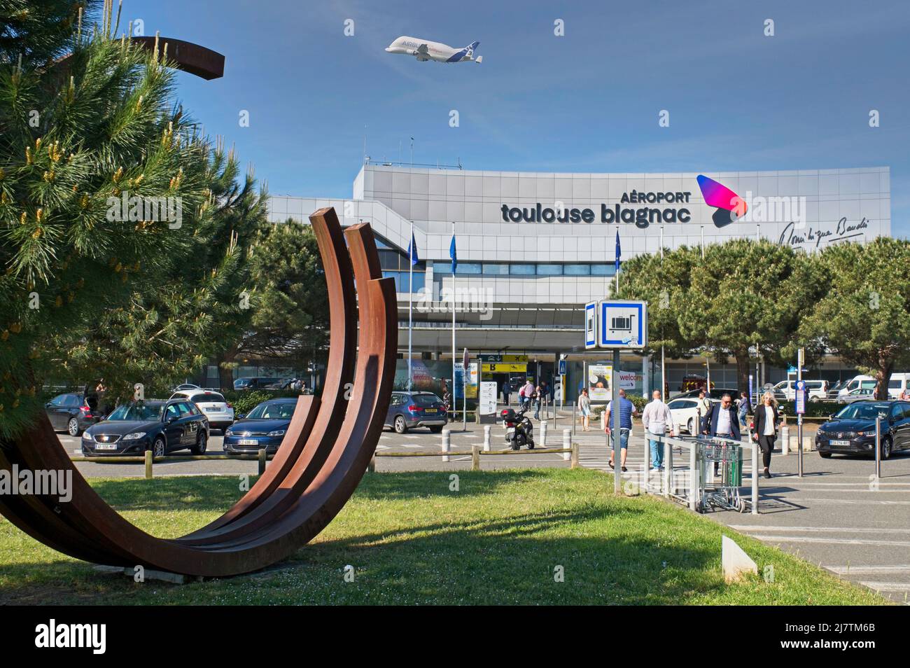 Toulouse Haute-Garonne France 05.10.22 Toulouse–Blagnac, sixth-busiest international airport in France. Main entrance, Passengers arriving. Stock Photo