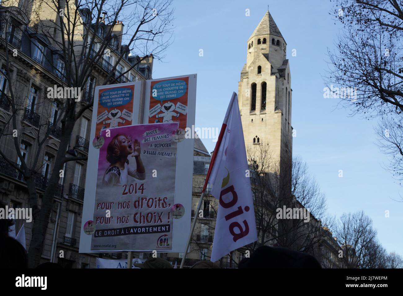 Paris : Manifestation contre le projet de loi anti-avortement en Espagne 01er février 2014. Eglise Stock Photo