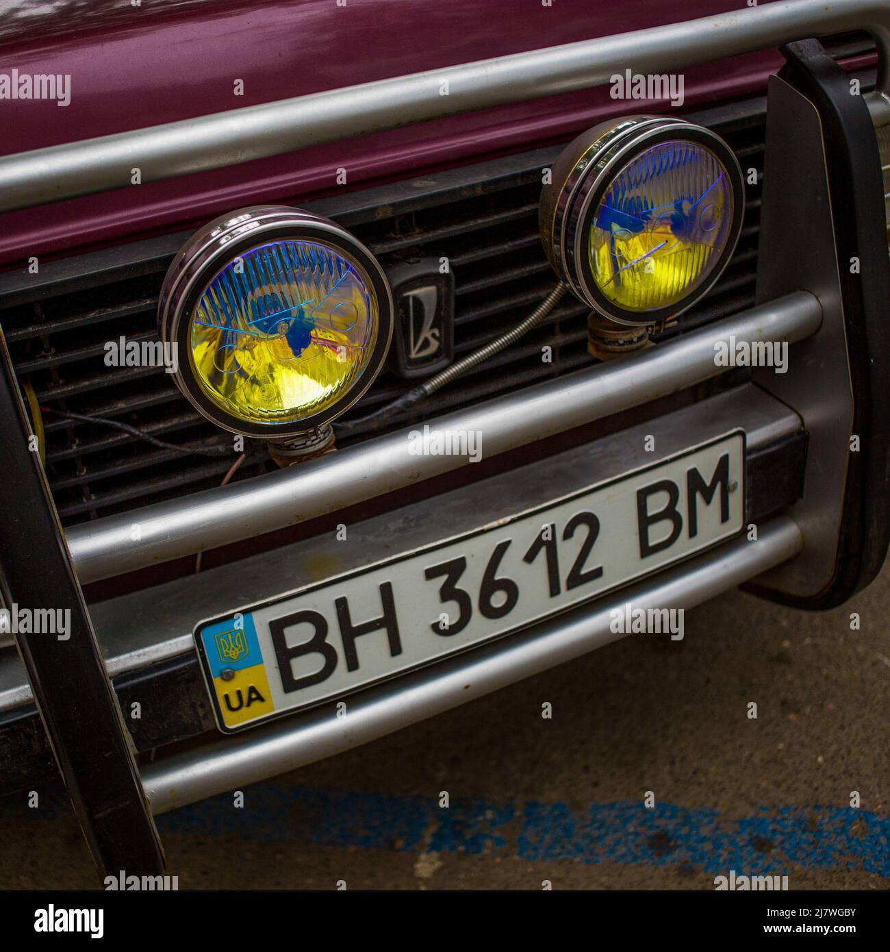 Michael Bunel / Le Pictorium -  The colors of Ukraine -  09/05/2014  -  Ukraine / Donbass / Odessa  -  The headlights of a car on a parking lot of Ode Stock Photo