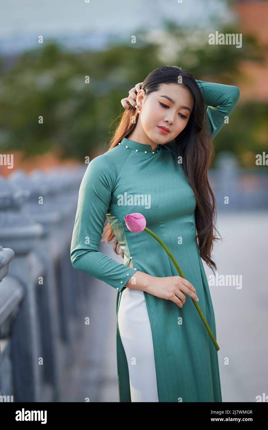 Chi chi lotus dress cheap