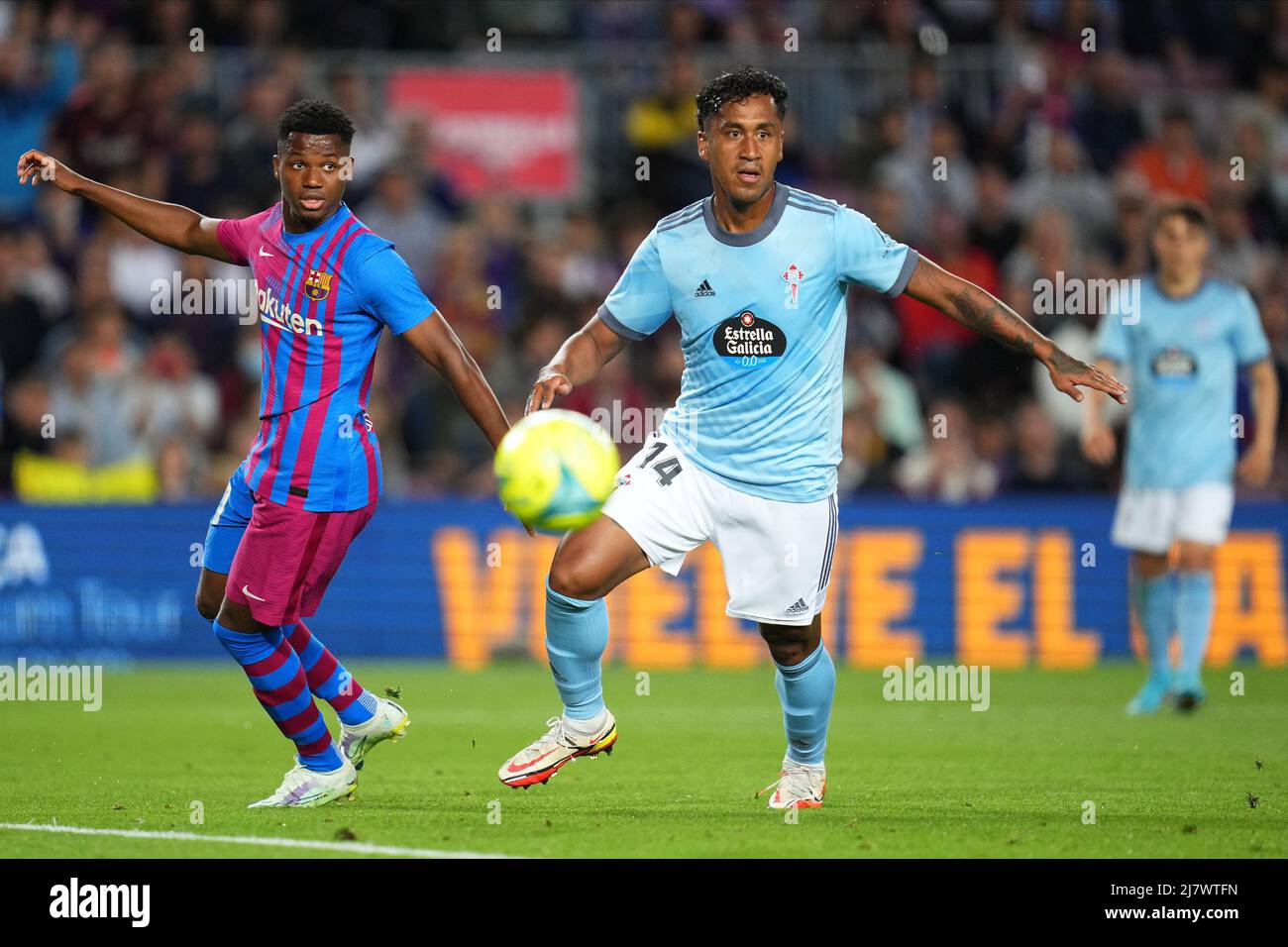 Barcelona, Spain. 10th May, 2022. Ansu Fati of FC Barcelona and Renato Tapia of RC Celta during the La Liga match between FC Barcelona and RC Celta played at Camp Nou Stadium on May 10, 2022 in Barcelona, Spain. (Photo by Sergio Ruiz/PRESSINPHOTO) Credit: PRESSINPHOTO SPORTS AGENCY/Alamy Live News Stock Photo