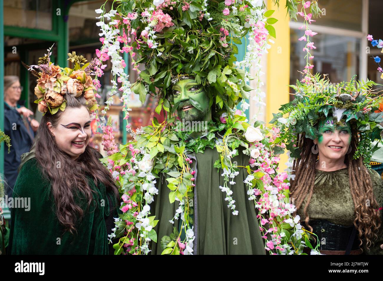 Glastonbury, Somerset, UK. 1st May 2022. A man dressed in a spectacular Green Man costume takes part in the Beltane celebrations in Glastonbury. Stock Photo