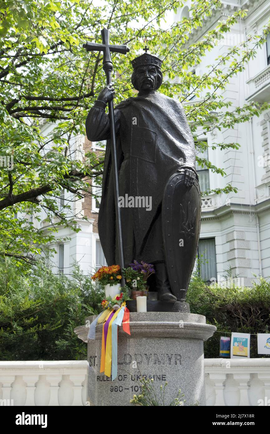 Statue of St Volodymyr, ruler of Ukraine, on Holland Park Avenue