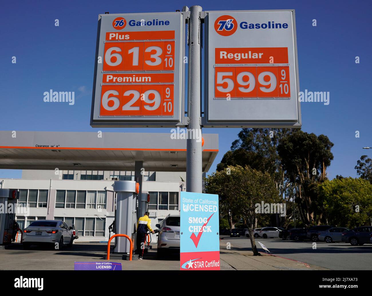 Millbrae, USA. 10th May, 2022. Gasoline prices are displayed at a gas station in Millbrae, California, the United States, May 10, 2022. The national average prices for regular gasoline and diesel in the United States both climbed to fresh record highs Tuesday. According to the American Automobile Association (AAA), which provides the latest gas price analysis based on data from 130,000 gas stations nationwide, the regular gas price rose four cents on Tuesday to 4.37 U.S. dollars a gallon, overtaking the prior record of 4.33 dollars on March 11. Credit: Li Jianguo/Xinhua/Alamy Live News Stock Photo