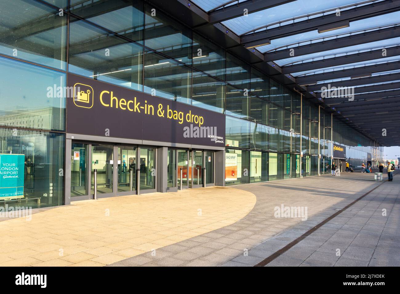 Check-in & bag drop level at North Terminal, London Gatwick Airport, Crawley, West Sussex, England, United Kingdom Stock Photo