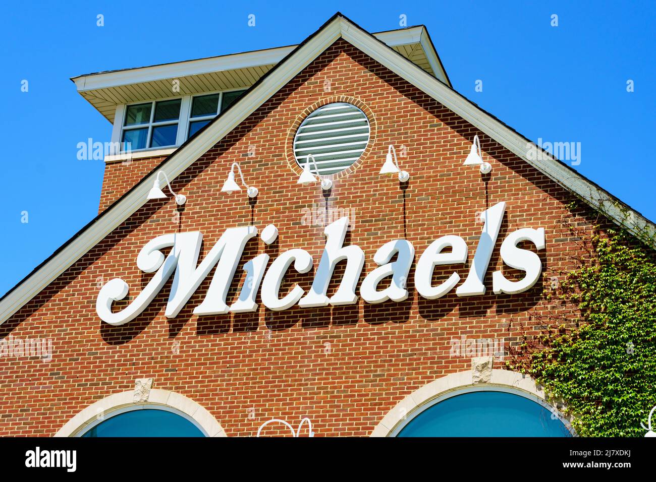 Michaels store storefront hi-res stock photography and images - Alamy