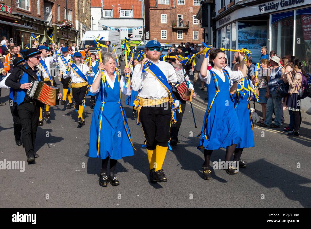 Traditional and Morris Dancing at the Whitby Folk Week Stock Photo Alamy