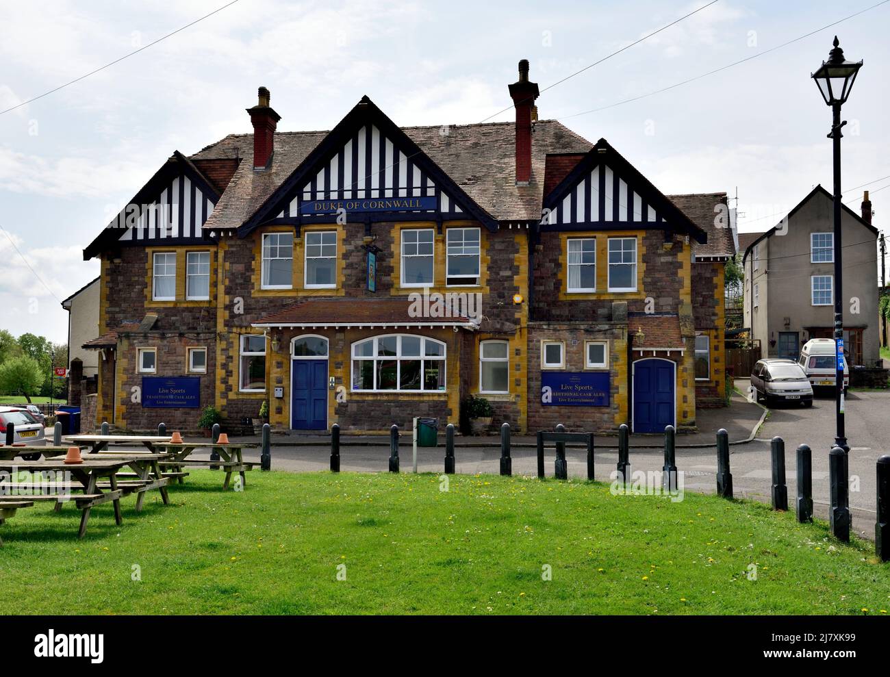 Duke of Cornwall pub in village of Pill, North Somerset, England Stock Photo