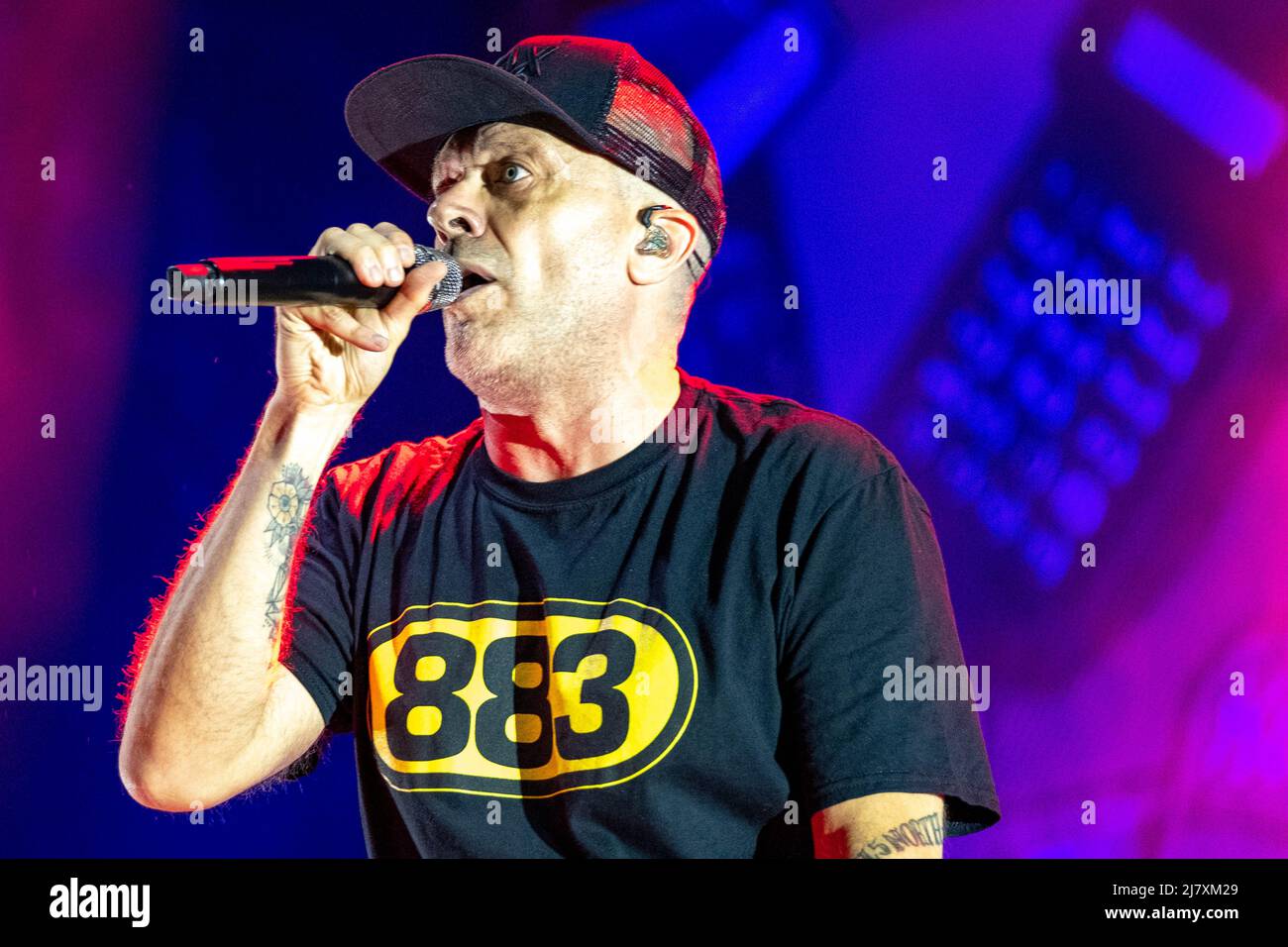 Max Pezzali of 883 Italian pop band, performs in Villafranca at 21rd July  2021 for his revival tour Max90 Live Stock Photo - Alamy