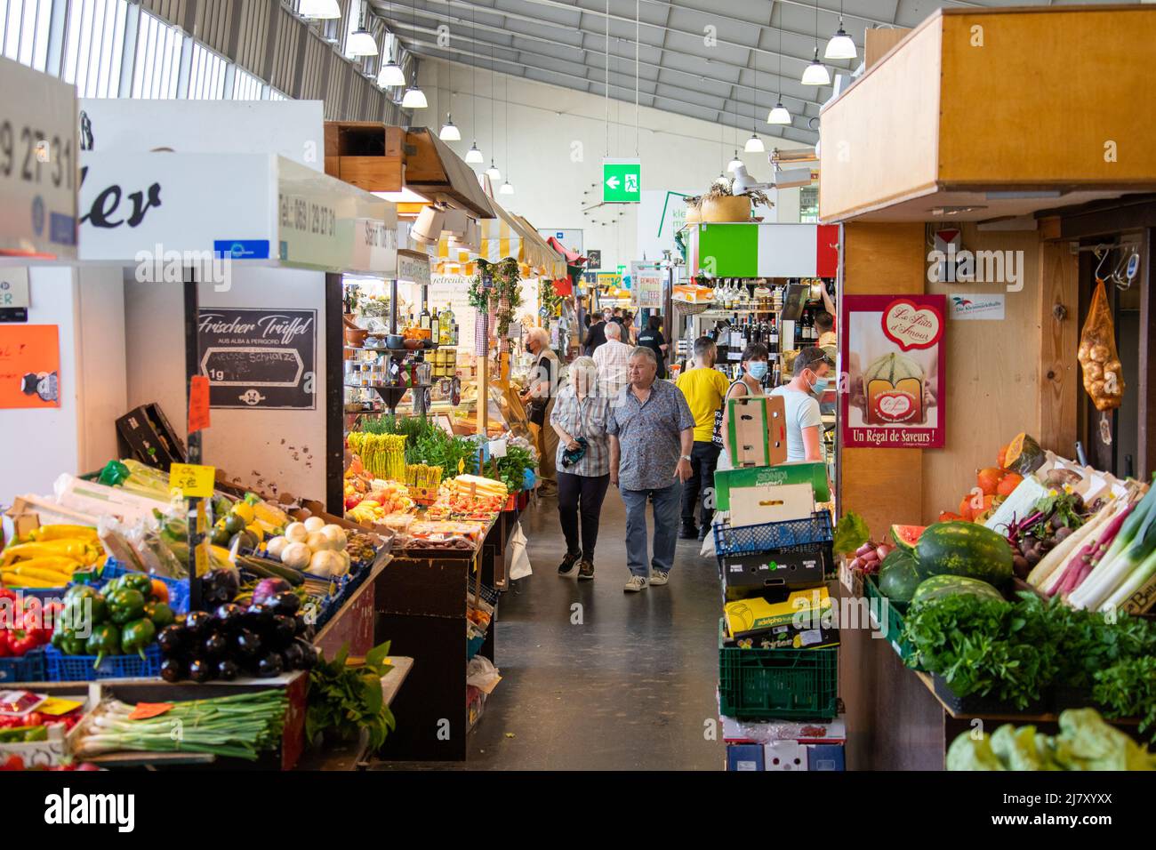 kleinmarkthalle-indoor-market-frankfurt-germany-stock-photo-alamy