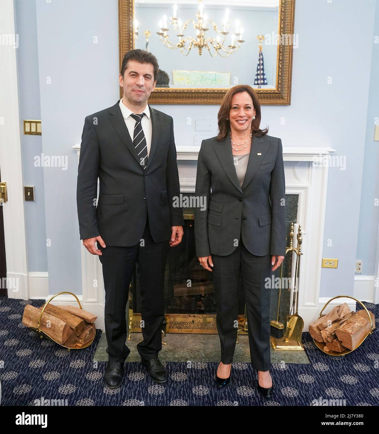 Washington, United States Of America. 10th May, 2022. Washington, United States of America. 10 May, 2022. U.S President Vice President Kamala Harris poses with Bulgarian Prime Minister Kiril Petkov, left, before the start of their bilateral meeting at the White House, May 10, 2022 in Washington, DC Credit: Lawrence Jackson/White House Photo/Alamy Live News Stock Photo
