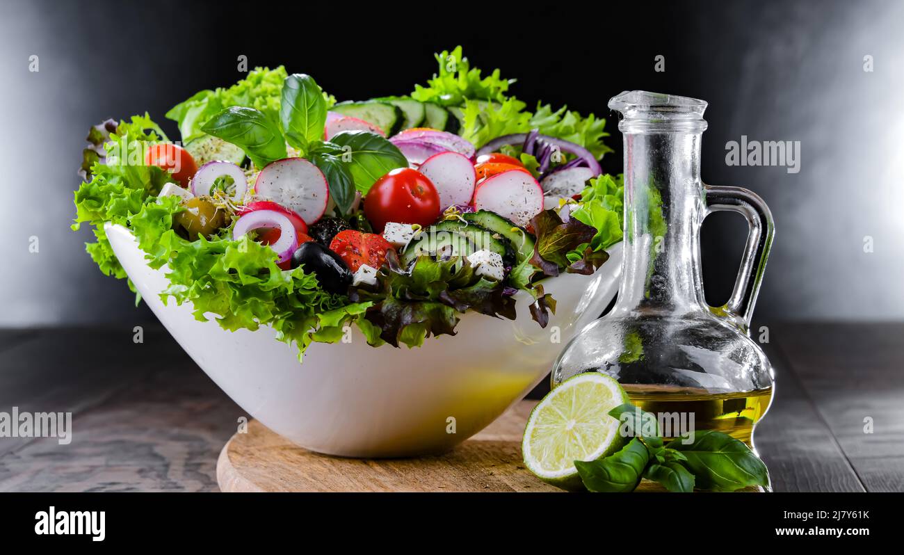 Composition with a vegetable salad bowl. Balanced diet Stock Photo Alamy