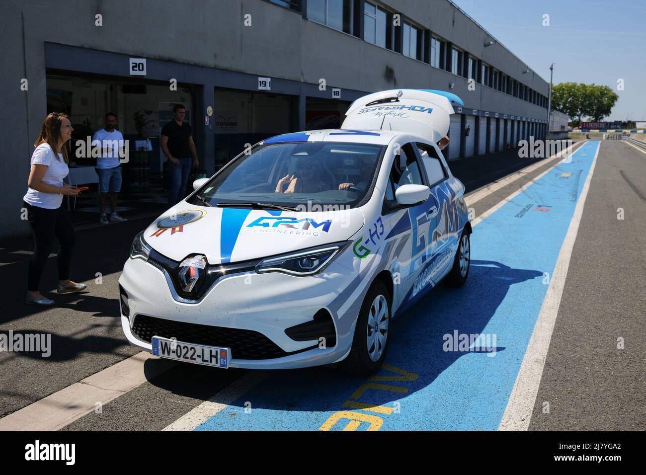 Renault car accessories hi-res stock photography and images - Page 2 - Alamy