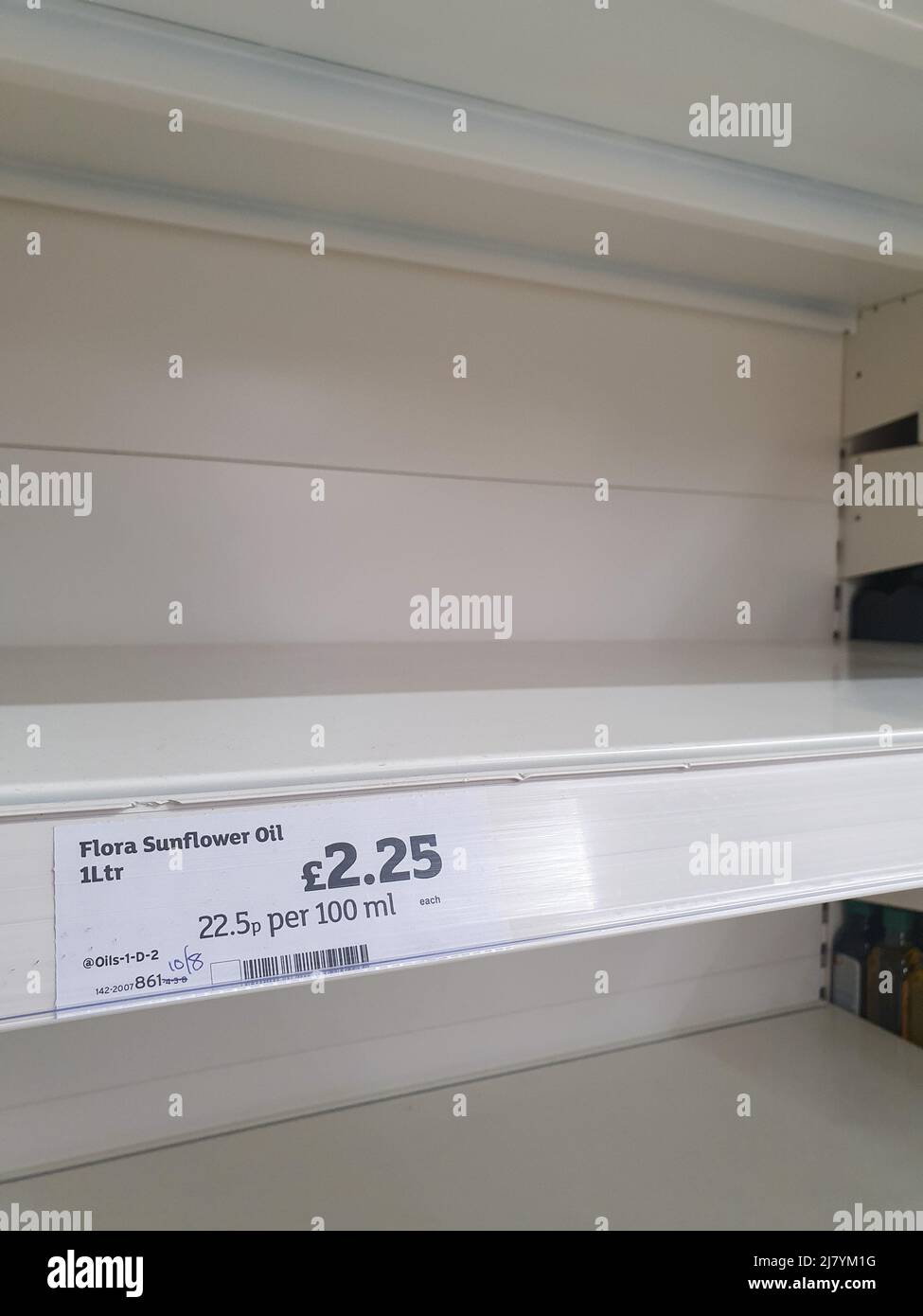 In Sainsbury's in late April no cooking oil is available. Shortages of sunflower oil due to disruption of supplies from Ukraine caused a run on it. Stock Photo