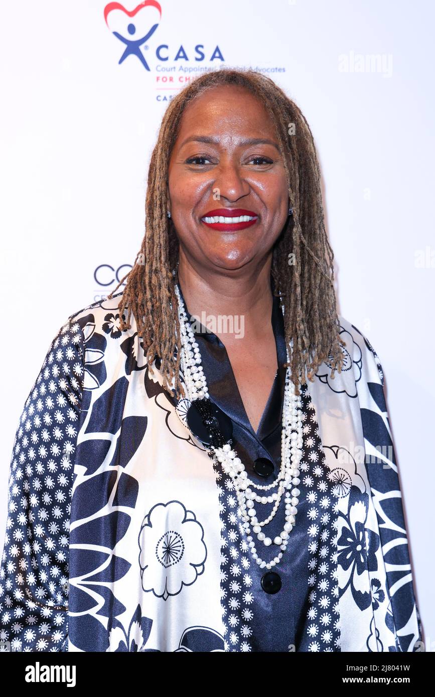 Los Angeles, California, USA. 10th May, 2022. Holly J. Mitchell, Chair of the Los Angeles County Board of Supervisors, attending the 10th Annual CASA/LA Benefit REIMAGINE Gala Hosted by Topher and Ashley Grace at the Skirball Cultural Center in Los Angeles, California. CASA of Los Angeles (CASA/LA) organizes the community to take action and advocate for children and families in LA County’s overburdened child welfare and juvenile justice systems. Credit: Sheri Determan Stock Photo