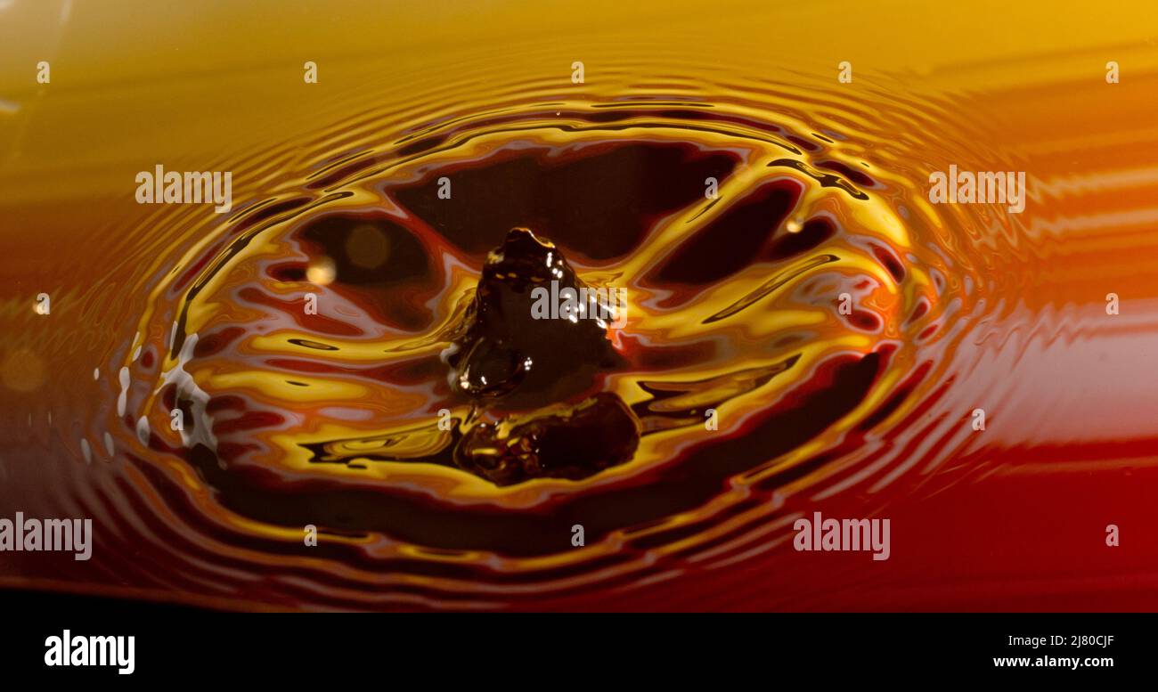 High Speed Drop High speed water drops Stock Photo - Alamy