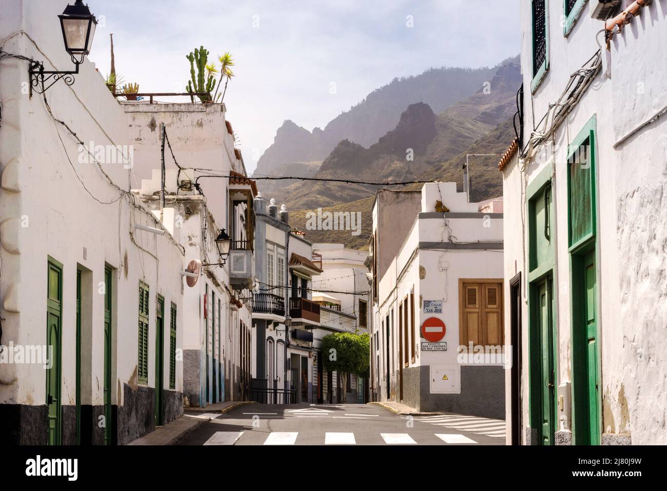 Old Town of Agaete with the Natural Park of Tamadaba in the background, Gran Canaria, Canary Islands, Spain Stock Photo