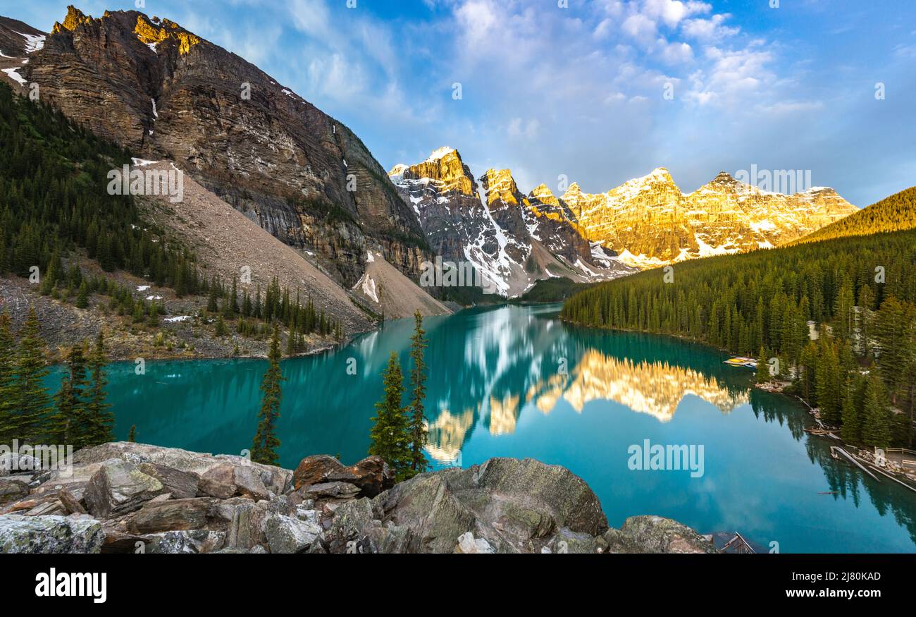 Moraine Lake, panorama reflection, Canadian Rockies, Banff National Park, Alberta, Canada Stock Photo