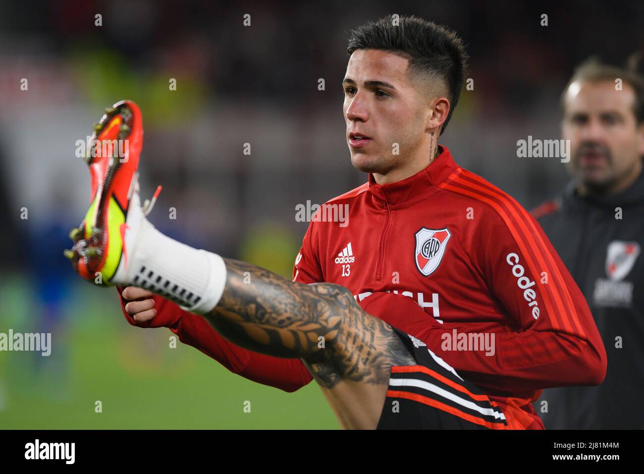 Buenos Aires, Argentina. 11th May, 2022. Enzo Fernandez of River Plate warms up before the 2022 Copa de la Liga match between River Plate and Tigre at Estadio Mas Monumental. Final score; River Plate 1:2 Tigre. Credit: SOPA Images Limited/Alamy Live News Stock Photo