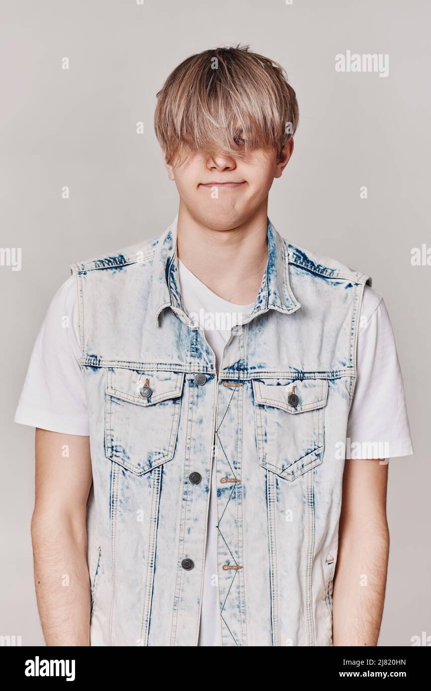 Handsome man long blonde hair hi-res stock photography and images - Alamy