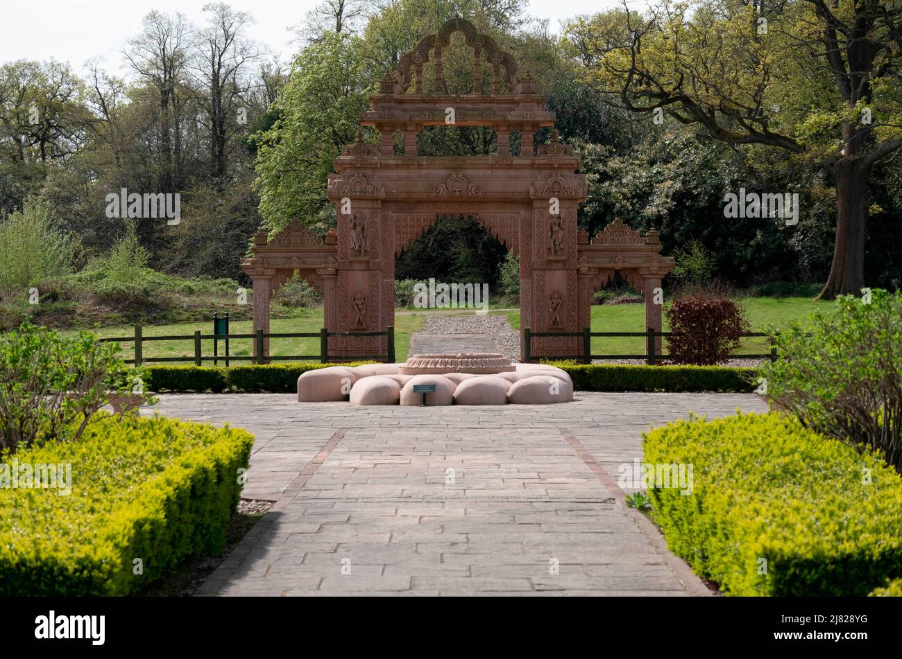 Jain Temple (Derasar) in Potters Bar,UK Stock Photo Alamy