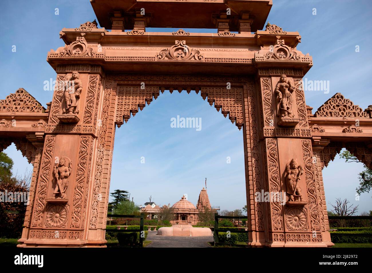 Jain Temple (Derasar) in Potters Bar,UK Stock Photo Alamy