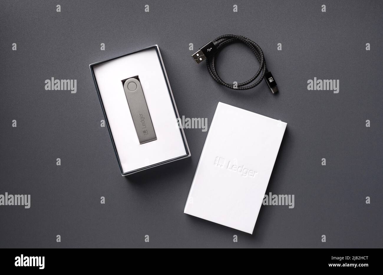 Ethereum wallet hi-res stock photography and images - Alamy