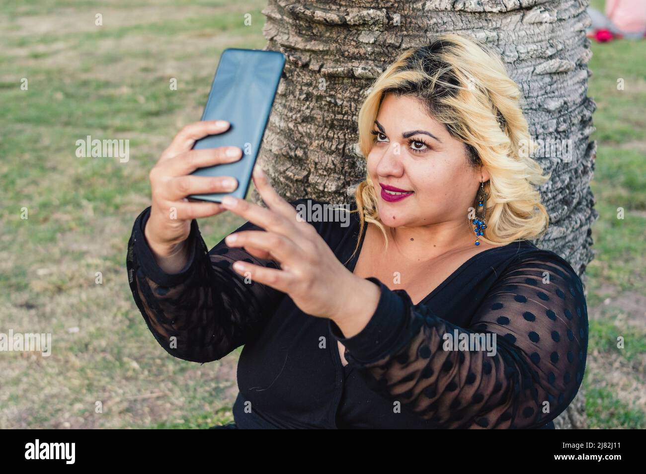 Thick Curvy Blonde Women Selfie