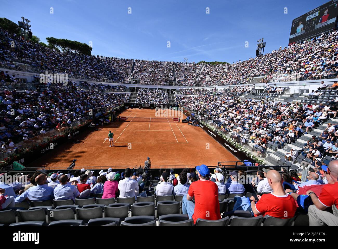 Rome, Italy, May 12, 2022, Overall view of the Center court during the  third round against Jannik Sinner (ITA) of the ATP Master 1000  Internazionali BNL D'Italia tournament at Foro Italico on