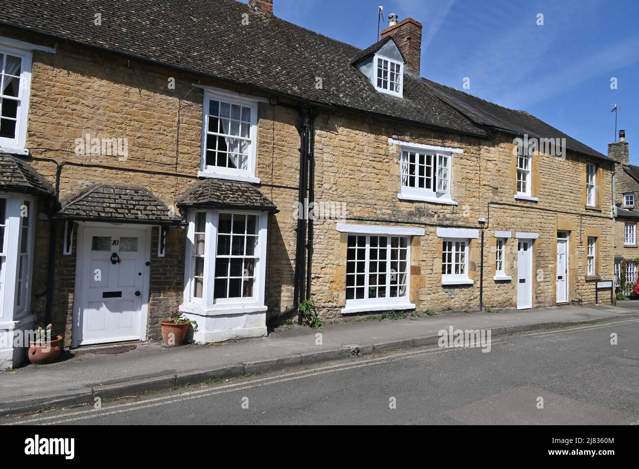 Terraced houses on Spring Street in the north Oxfordshire town of