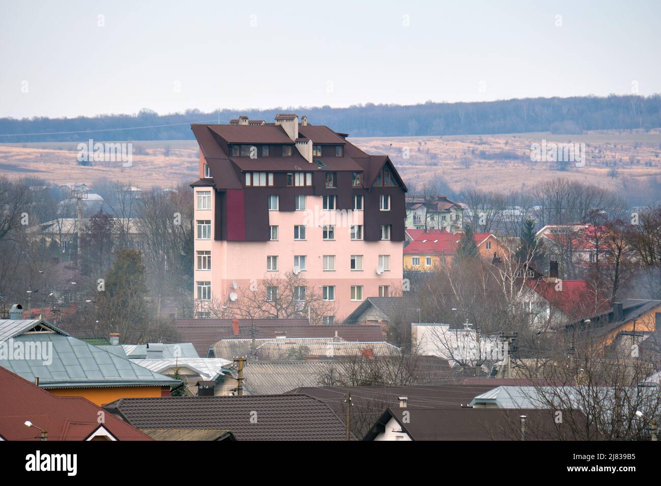 High rise residential apartment building in city residential area. Real ... - City High-Rise Residential Apartments
