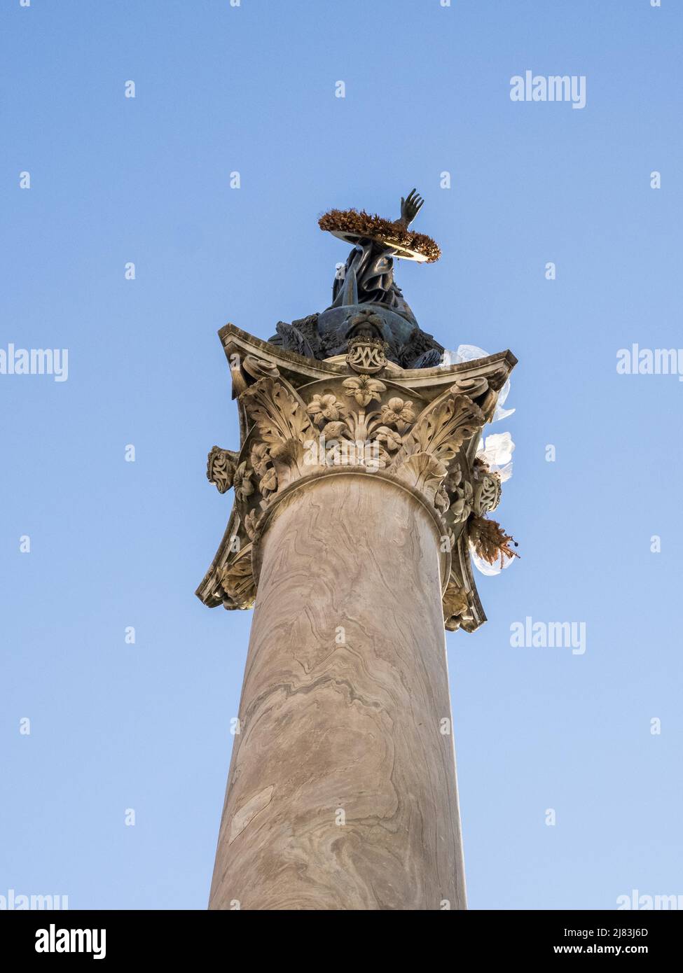 Bronze statue of the Virgin Mary on the Marian Column, Colonna della Vergine, Piazza Santa Maria Maggiore, Rome, Lazio, Italy Stock Photo