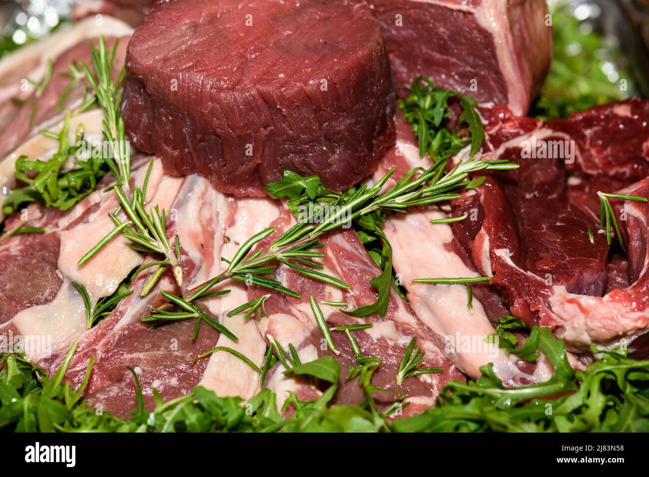 Foodfotografie, Auswahl an verschiedenen rohem Fleisch wie Steak und Kotelette Stock Photo