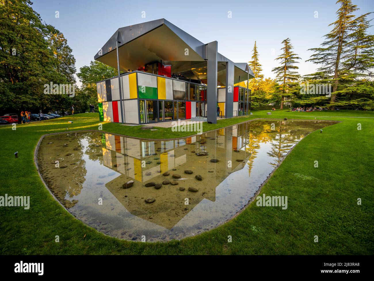 Museum, Le Corbusier House, Zuerich, Schweiz Stock Photo Alamy