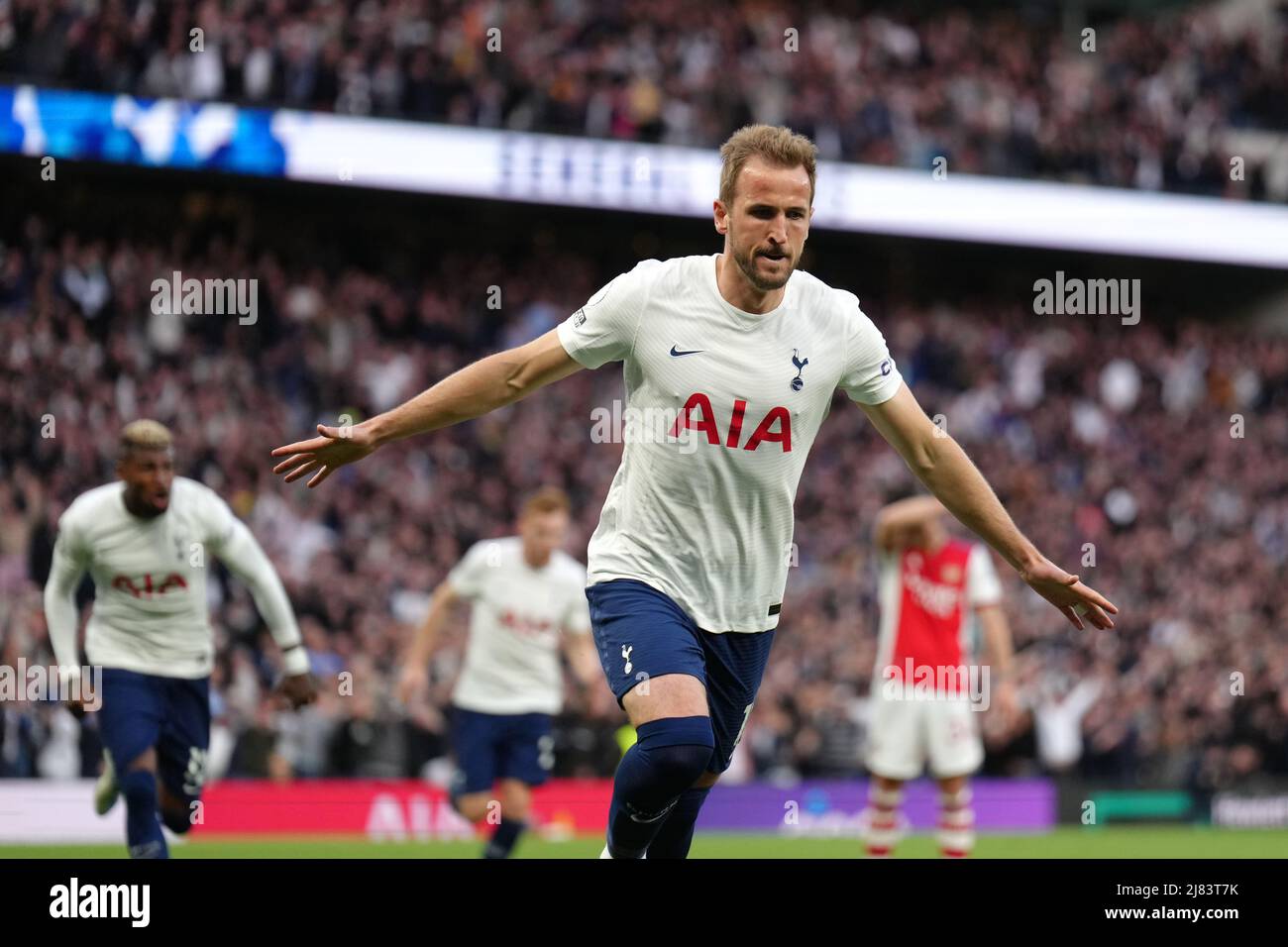 Tottenham Hotspur s Harry Kane Scores Their Side s First Goal Of The tottenham-hotspur-s-harry-kane-scores-their-side-s-first-goal-of-the