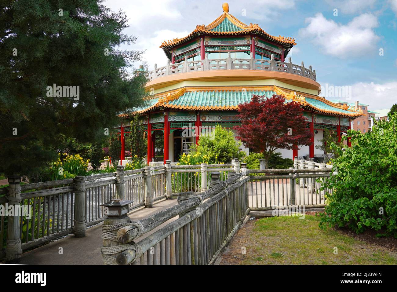 The pagoda is part of the oriental gardens and was a gift to Virginia and the City of Norfolk in 1989 honoring Taiwans trading ties with Virginia. Stock Photo