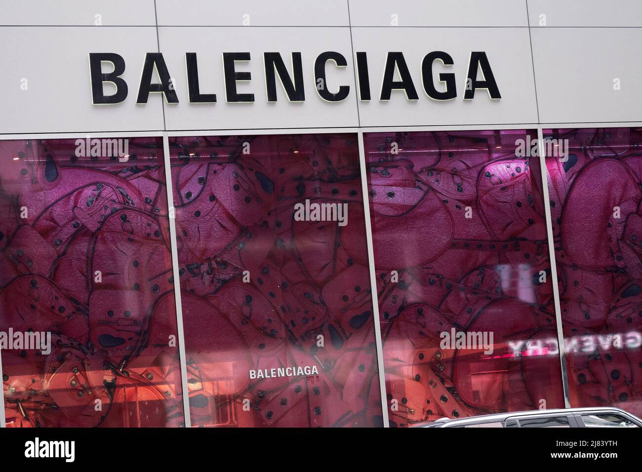 Balenciaga usa deals outlet