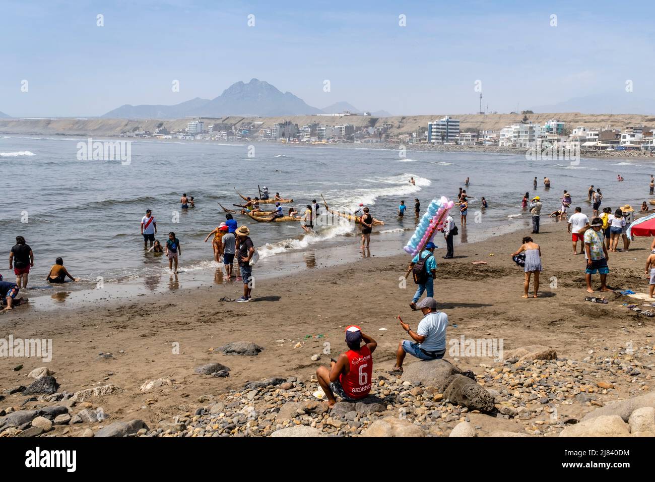 huanchaco-beach-resort-hi-res-stock-photography-and-images-alamy