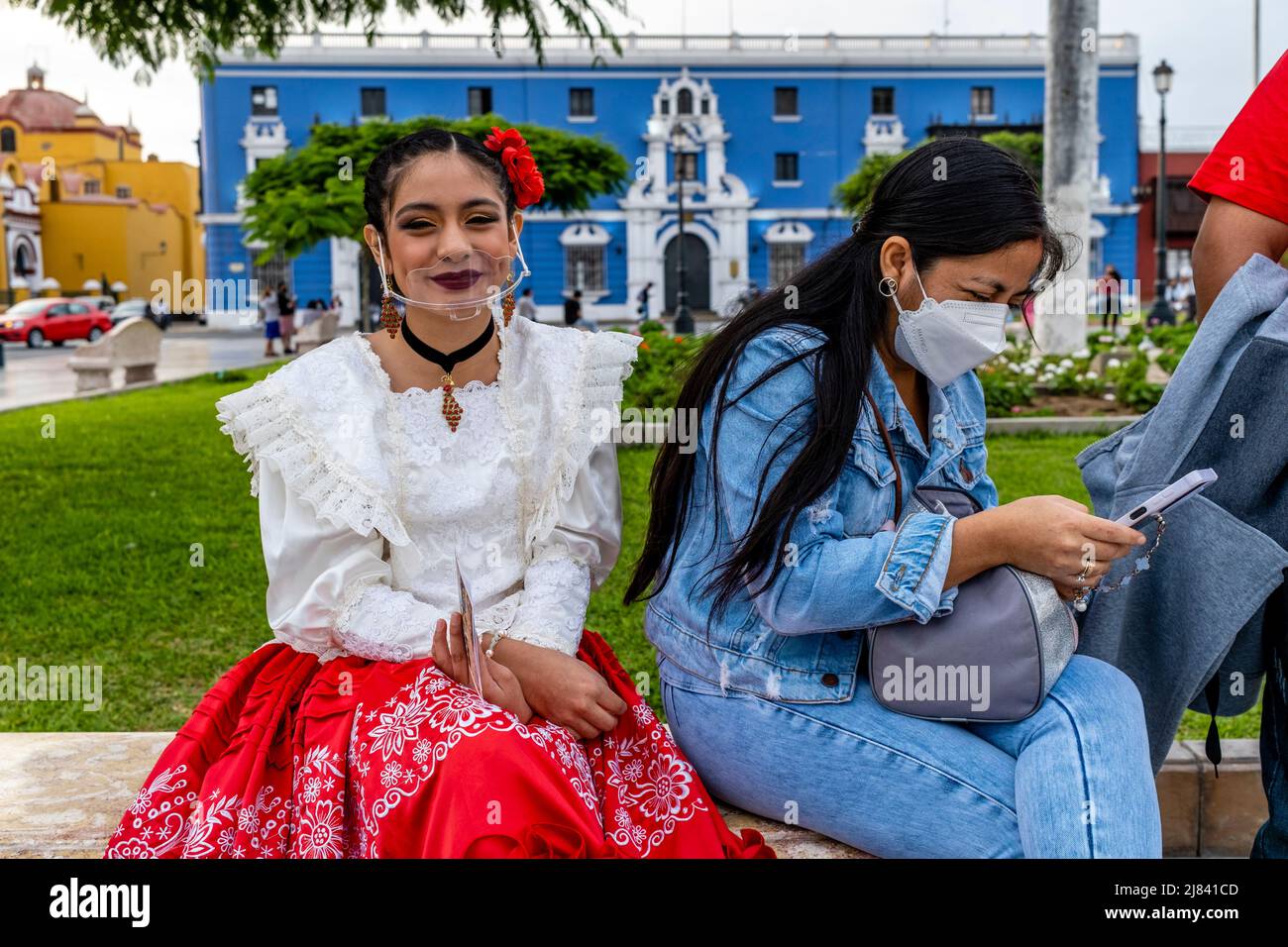 Festival de la marinera de trujillo hi-res stock photography and images