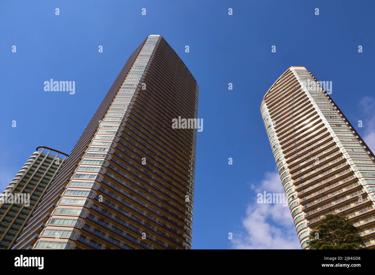 View of tower apartments in Musashi Kosugi, Kawasaki, Japan Stock Photo