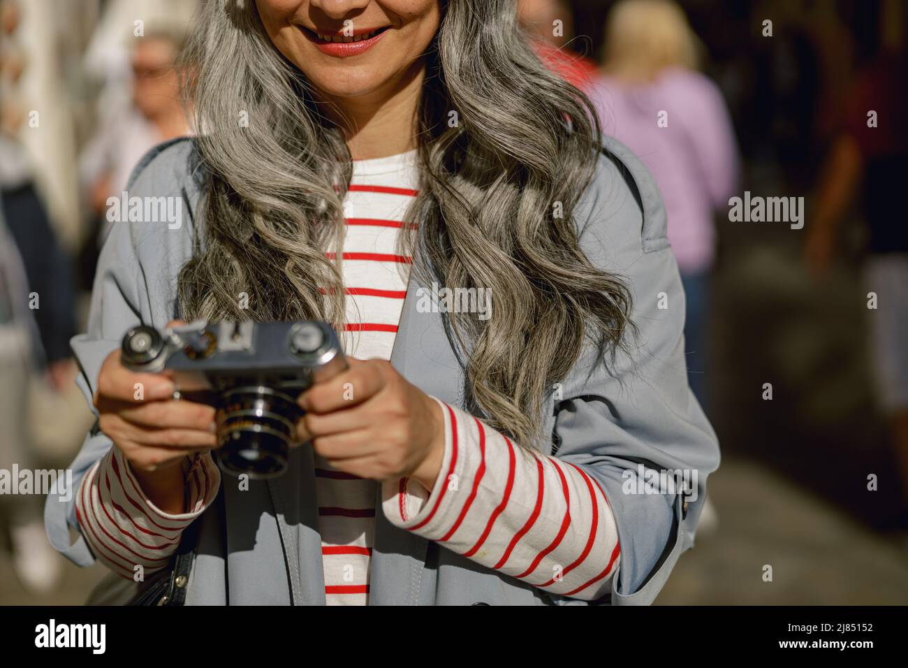 Well dressed mature woman hi-res stock photography and images - Alamy