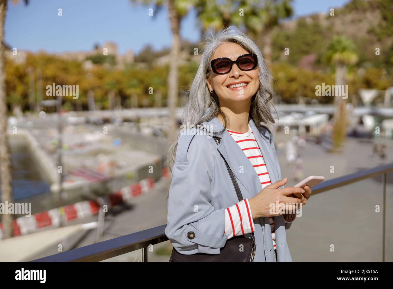 Beautiful mature asian woman hi-res stock photography and images - Alamy