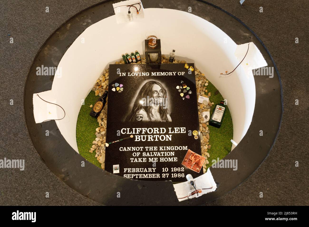 The Cliff Burton Museum opens this weekend in Lagan, outside Ljungby in Sweden. The museum will