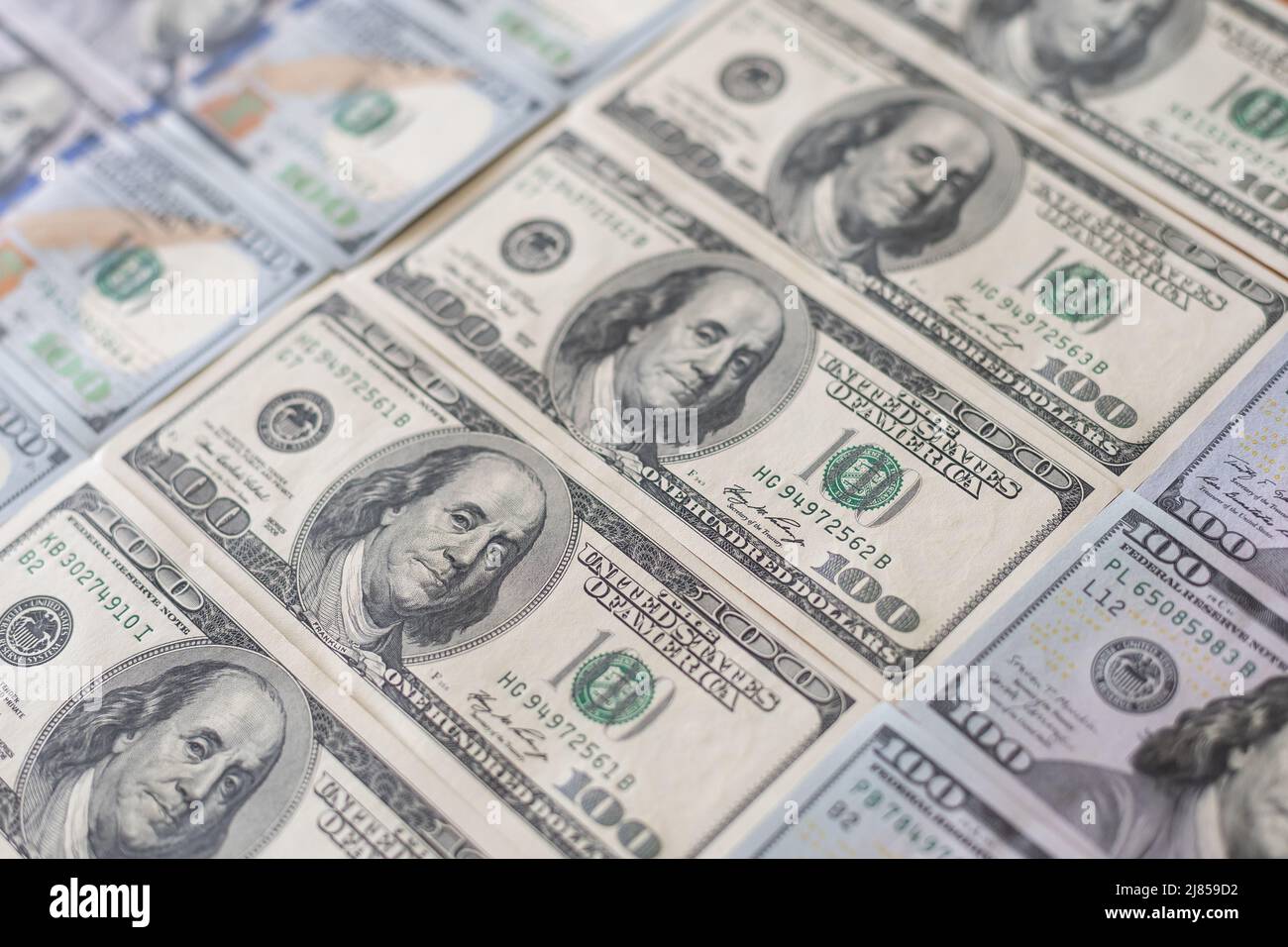 New Hundred Dollar Bills for background Stock Photo - Alamy