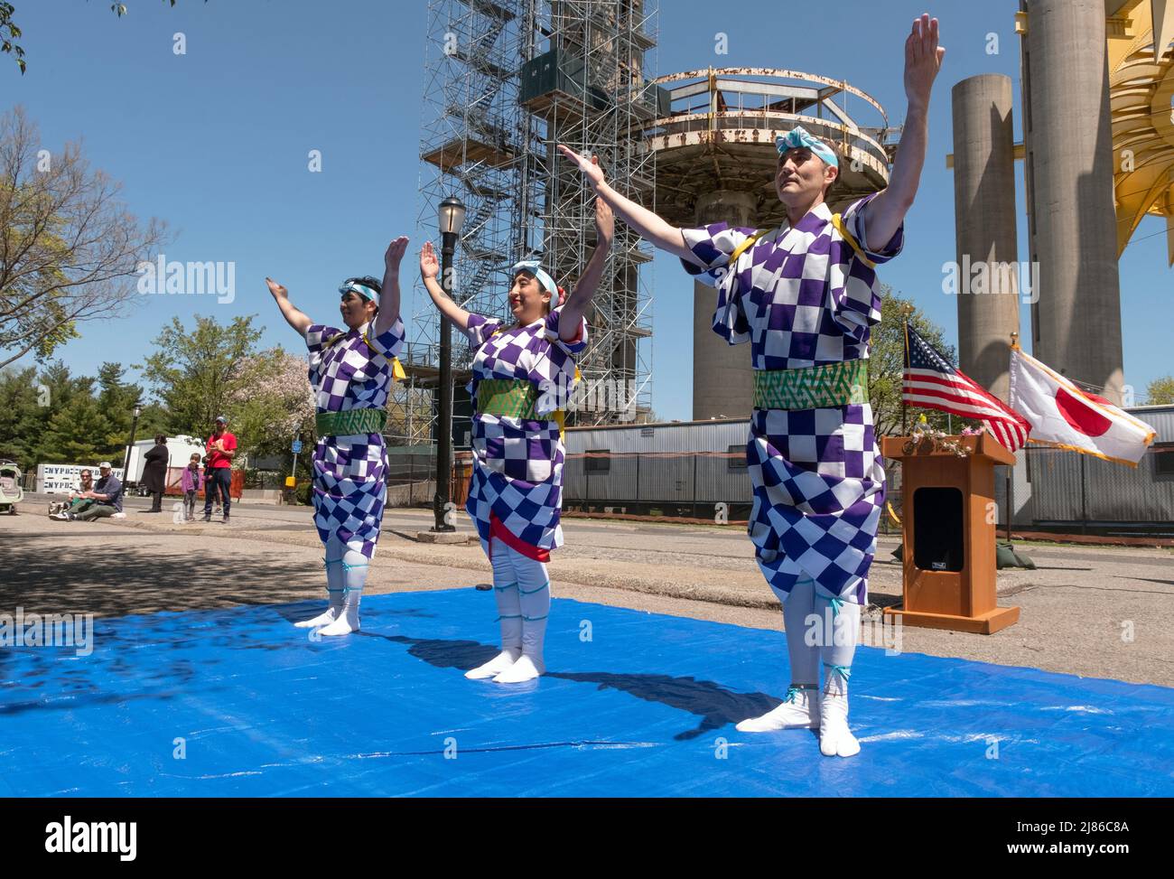 Dancers from the Japanese Folk Dance institute at the Sakura Matsuri celebration of cherry blossoms & the US Japanese friendship. In Queens, New York. Stock Photo