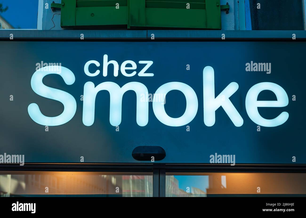 Biel, Switzerland - Mai 11, 2022: Chez smoke is a chain of stores selling electronical cigarettes in Switzerland Stock Photo